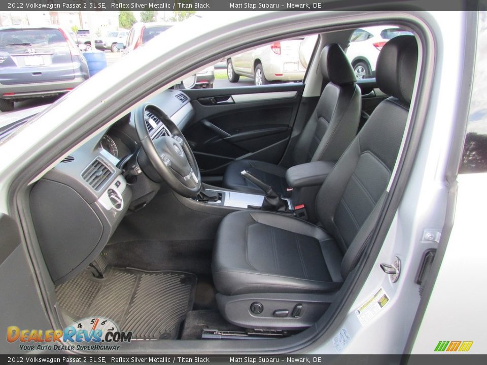 2012 Volkswagen Passat 2.5L SE Reflex Silver Metallic / Titan Black Photo #13