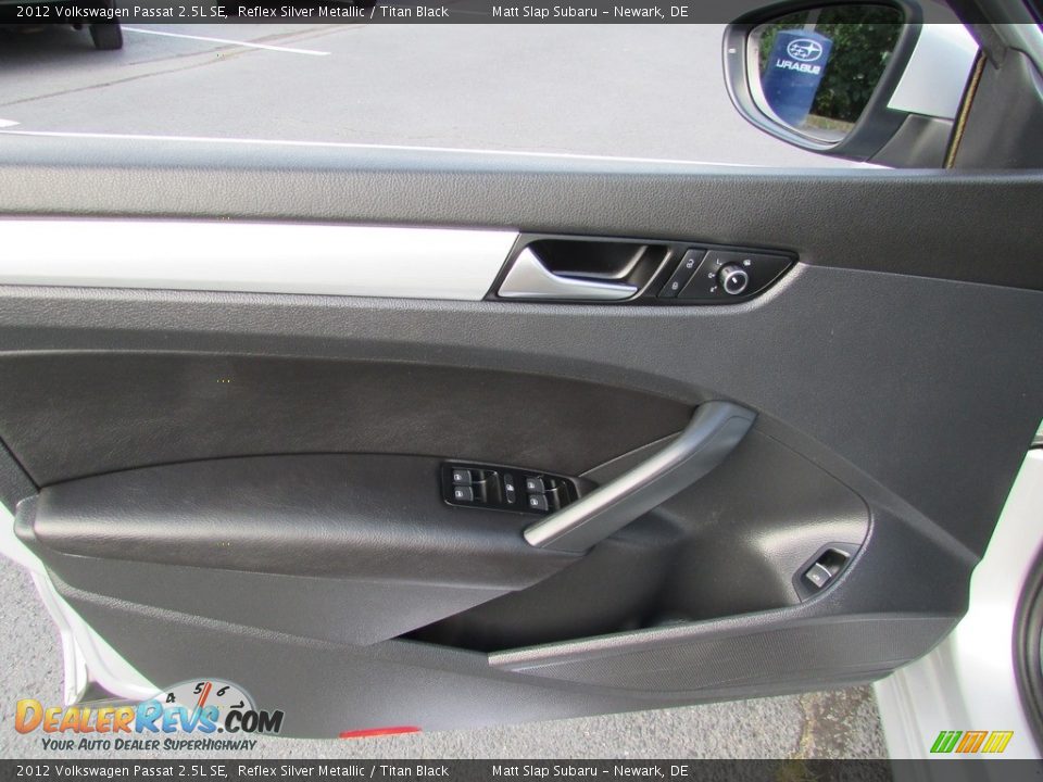 2012 Volkswagen Passat 2.5L SE Reflex Silver Metallic / Titan Black Photo #14