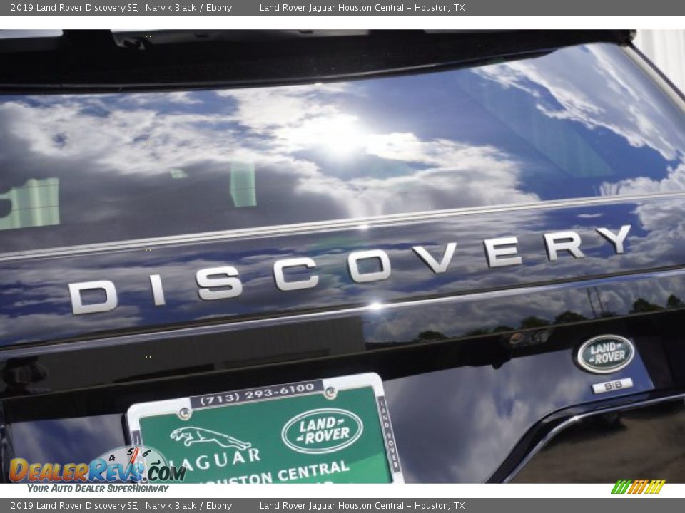 2019 Land Rover Discovery SE Narvik Black / Ebony Photo #12