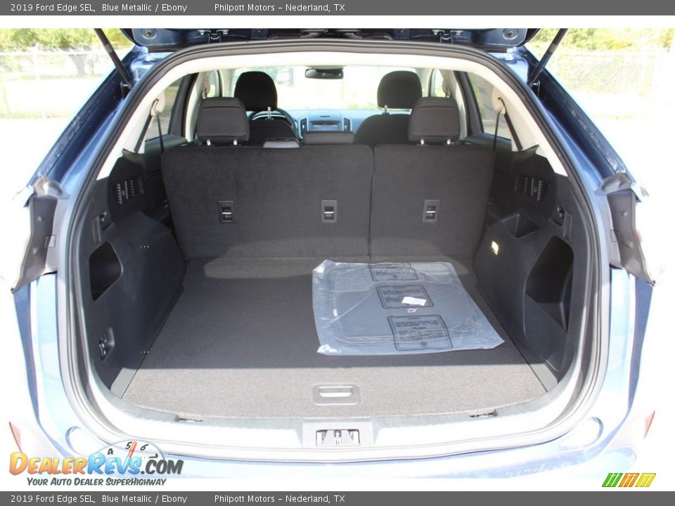 2019 Ford Edge SEL Trunk Photo #24