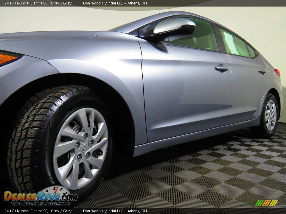 2017 Hyundai Elantra SE Gray / Gray Photo #8