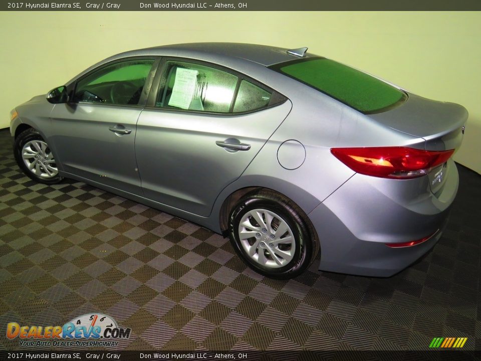 2017 Hyundai Elantra SE Gray / Gray Photo #9