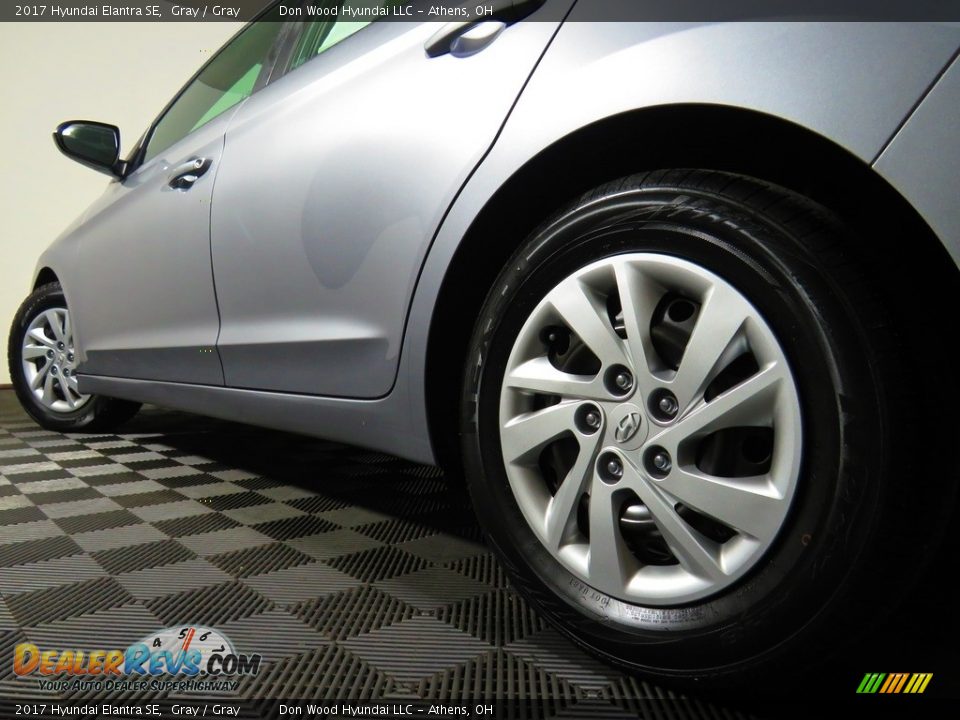 2017 Hyundai Elantra SE Gray / Gray Photo #10