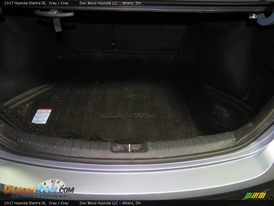 2017 Hyundai Elantra SE Gray / Gray Photo #13