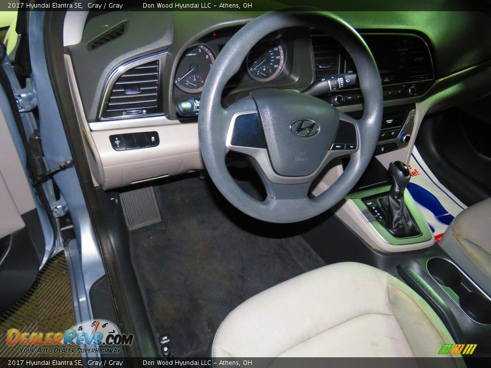 2017 Hyundai Elantra SE Gray / Gray Photo #18