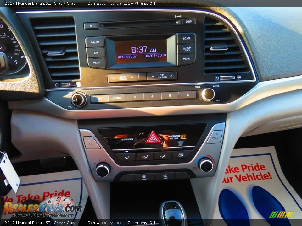 2017 Hyundai Elantra SE Gray / Gray Photo #34