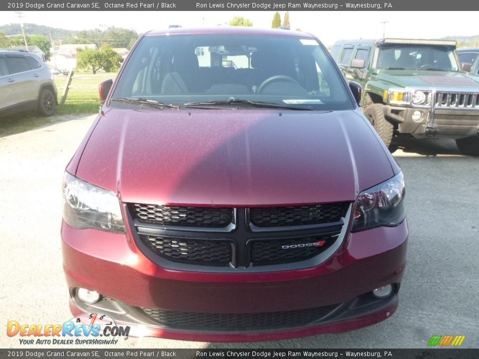 2019 Dodge Grand Caravan SE Octane Red Pearl / Black Photo #8