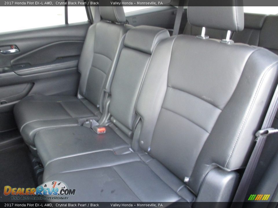 2017 Honda Pilot EX-L AWD Crystal Black Pearl / Black Photo #12