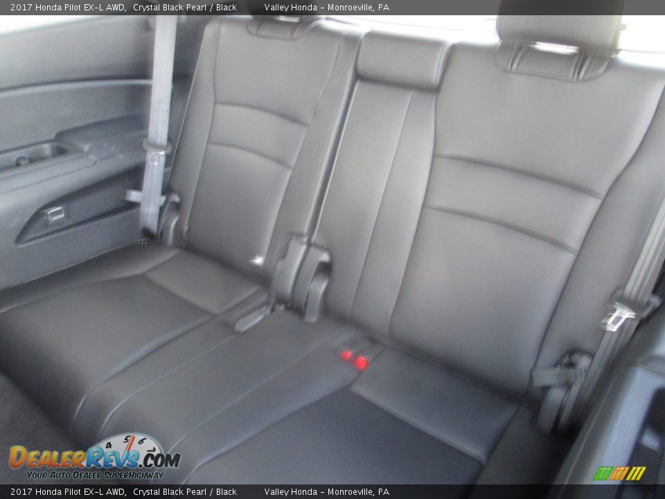 2017 Honda Pilot EX-L AWD Crystal Black Pearl / Black Photo #13