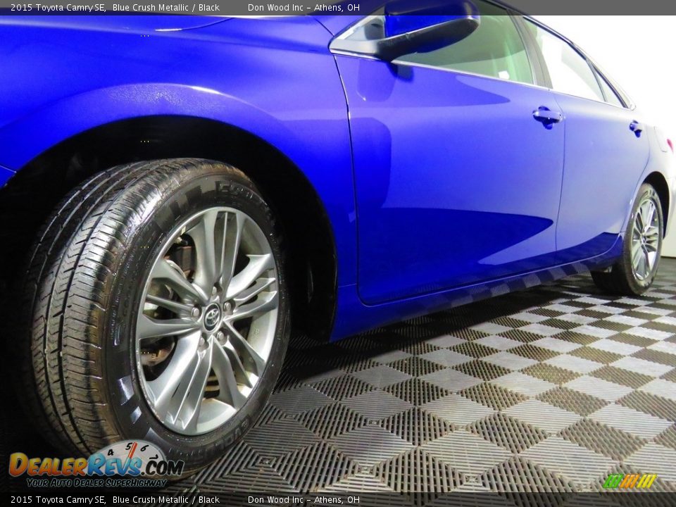 2015 Toyota Camry SE Blue Crush Metallic / Black Photo #9