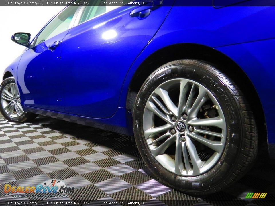 2015 Toyota Camry SE Blue Crush Metallic / Black Photo #11