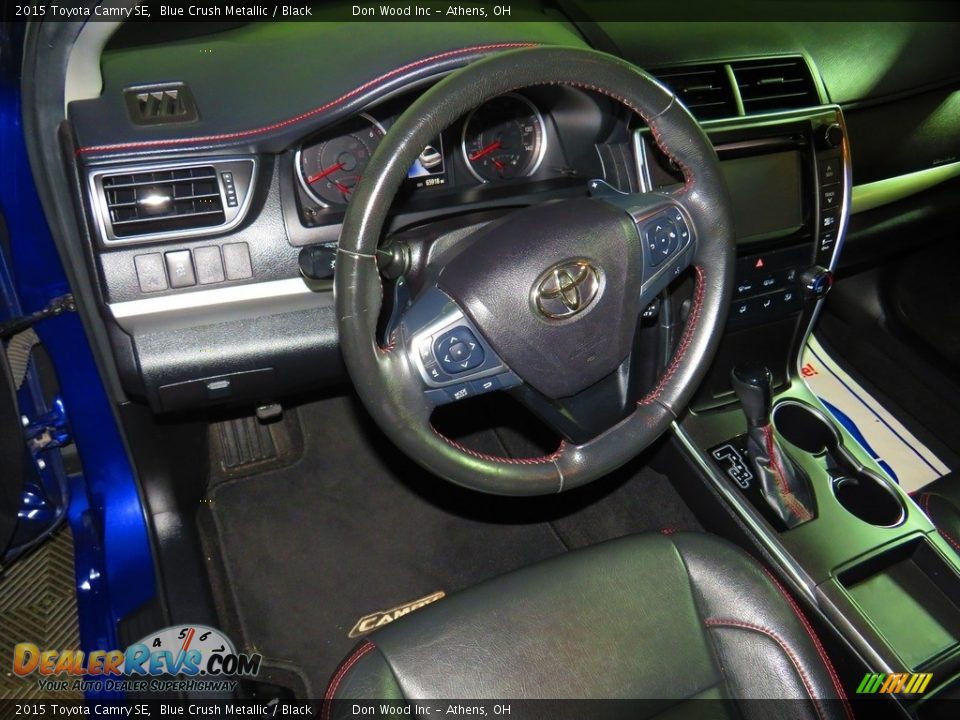 2015 Toyota Camry SE Blue Crush Metallic / Black Photo #19