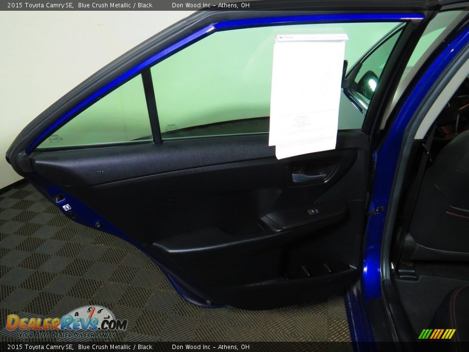 2015 Toyota Camry SE Blue Crush Metallic / Black Photo #21