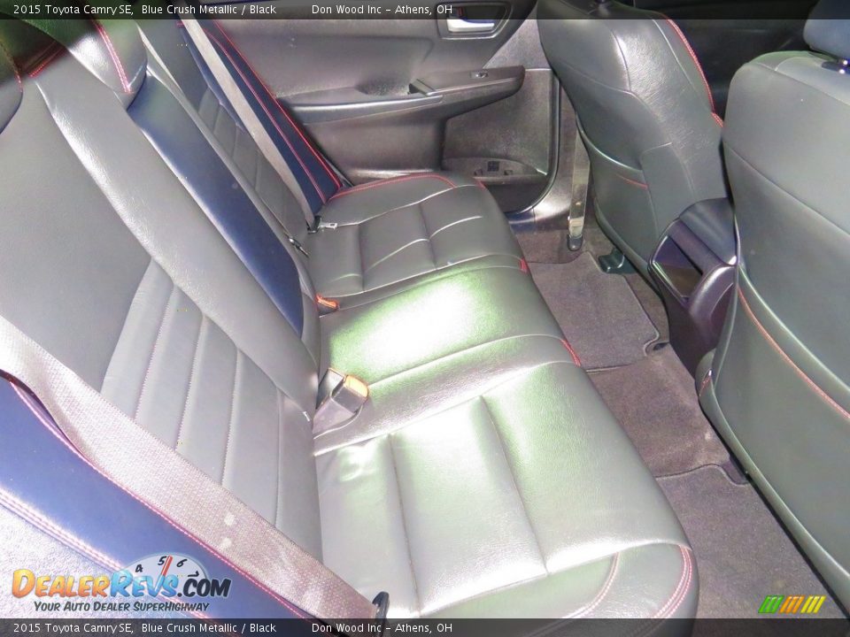 2015 Toyota Camry SE Blue Crush Metallic / Black Photo #24