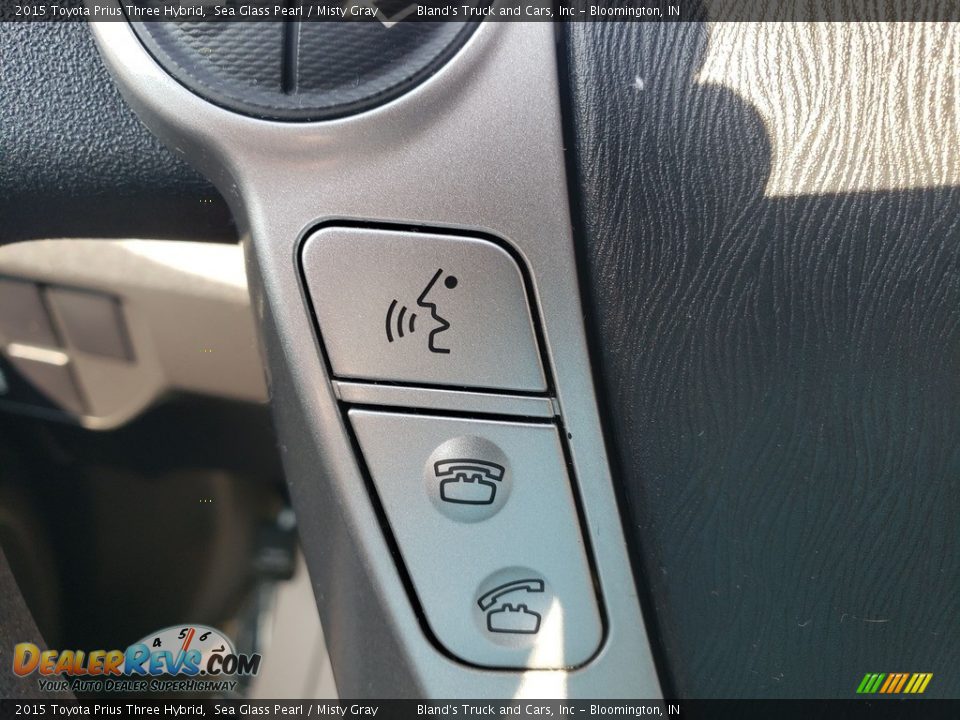 2015 Toyota Prius Three Hybrid Sea Glass Pearl / Misty Gray Photo #12