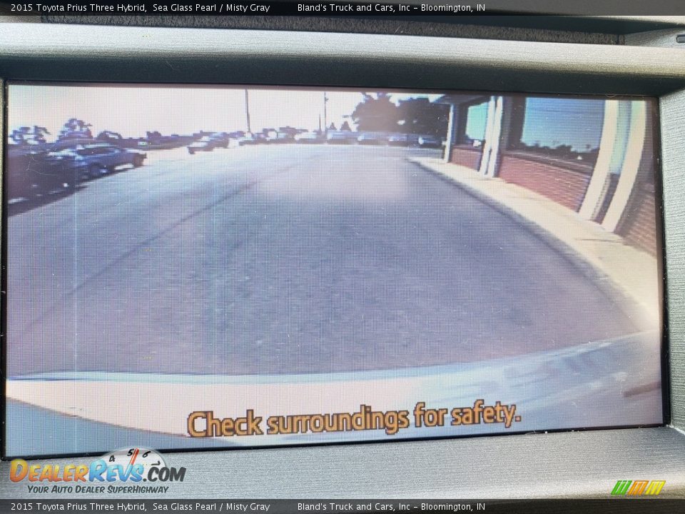 2015 Toyota Prius Three Hybrid Sea Glass Pearl / Misty Gray Photo #20