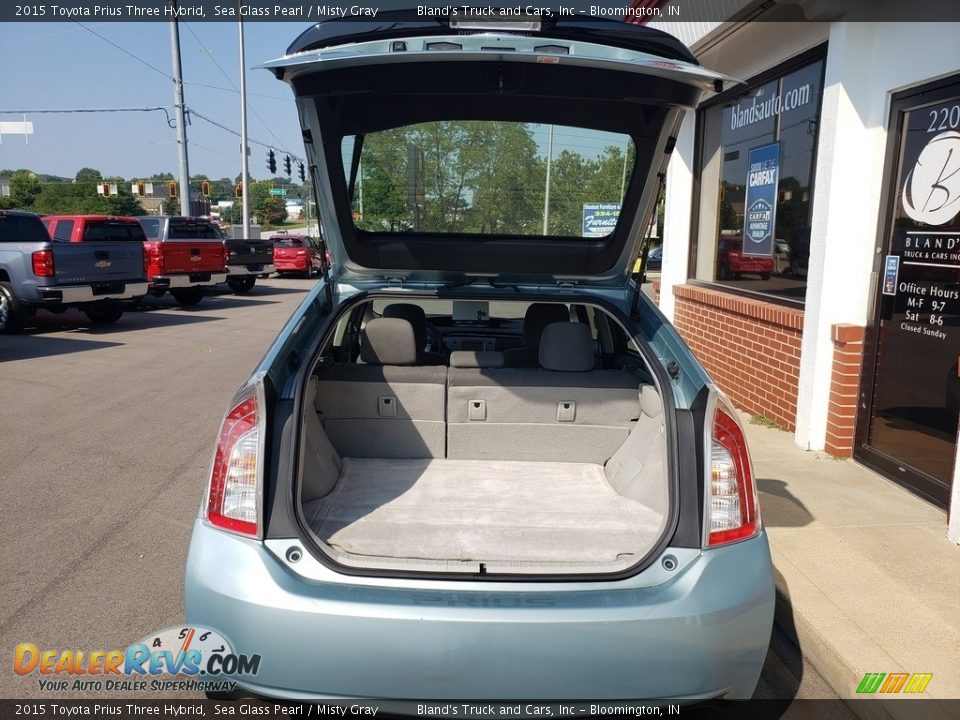 2015 Toyota Prius Three Hybrid Sea Glass Pearl / Misty Gray Photo #33