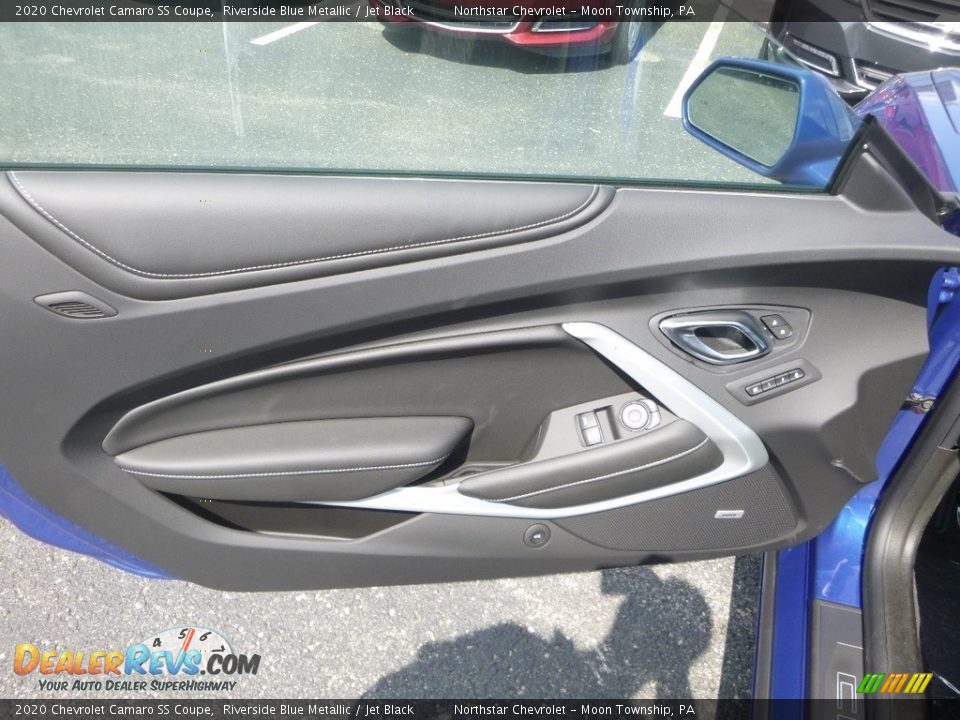 Door Panel of 2020 Chevrolet Camaro SS Coupe Photo #14