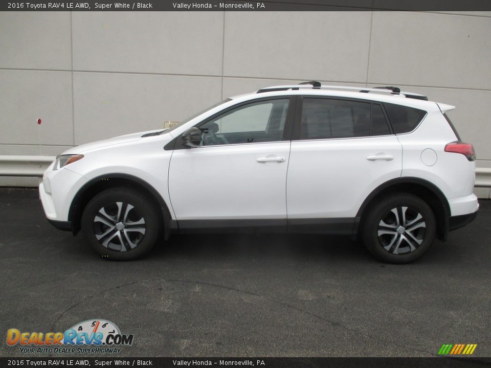 2016 Toyota RAV4 LE AWD Super White / Black Photo #2