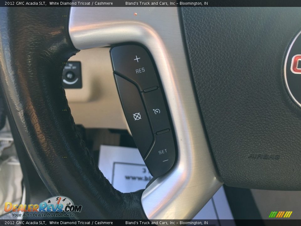 2012 GMC Acadia SLT White Diamond Tricoat / Cashmere Photo #17