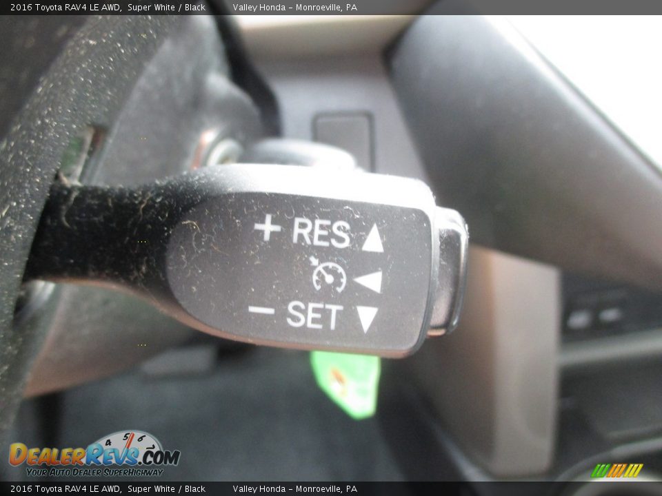 2016 Toyota RAV4 LE AWD Super White / Black Photo #17