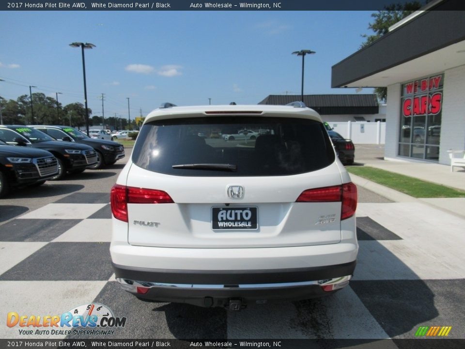 2017 Honda Pilot Elite AWD White Diamond Pearl / Black Photo #4
