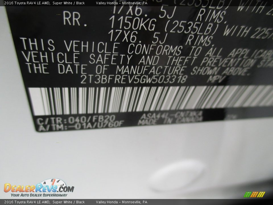 2016 Toyota RAV4 LE AWD Super White / Black Photo #19