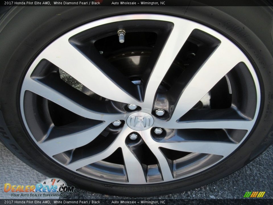 2017 Honda Pilot Elite AWD White Diamond Pearl / Black Photo #7