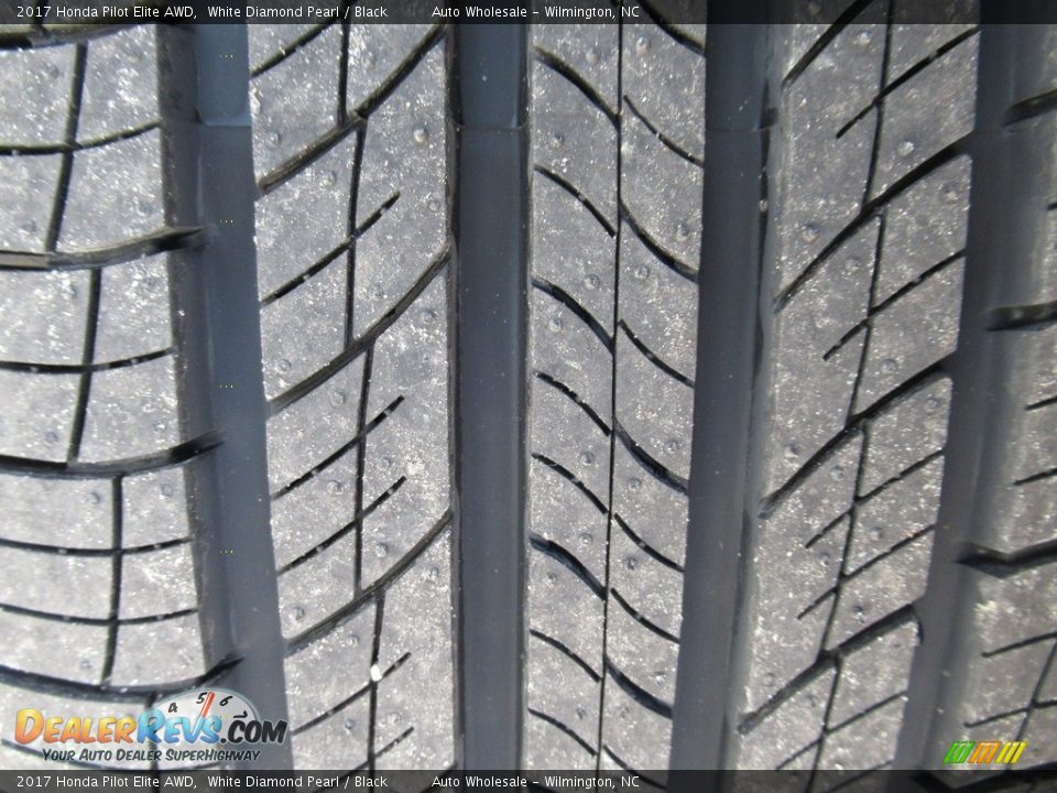 2017 Honda Pilot Elite AWD White Diamond Pearl / Black Photo #8