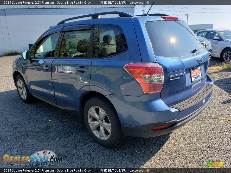 2015 Subaru Forester 2.5i Premium Quartz Blue Pearl / Gray Photo #2
