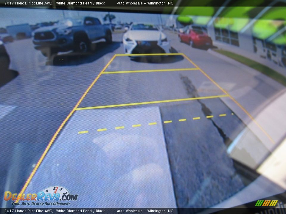 2017 Honda Pilot Elite AWD White Diamond Pearl / Black Photo #18