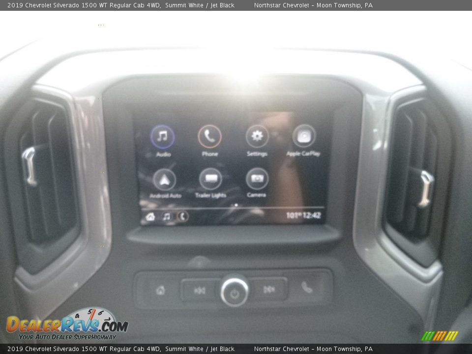 2019 Chevrolet Silverado 1500 WT Regular Cab 4WD Summit White / Jet Black Photo #17