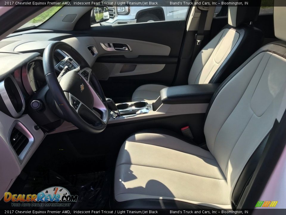 2017 Chevrolet Equinox Premier AWD Iridescent Pearl Tricoat / Light Titanium/Jet Black Photo #11