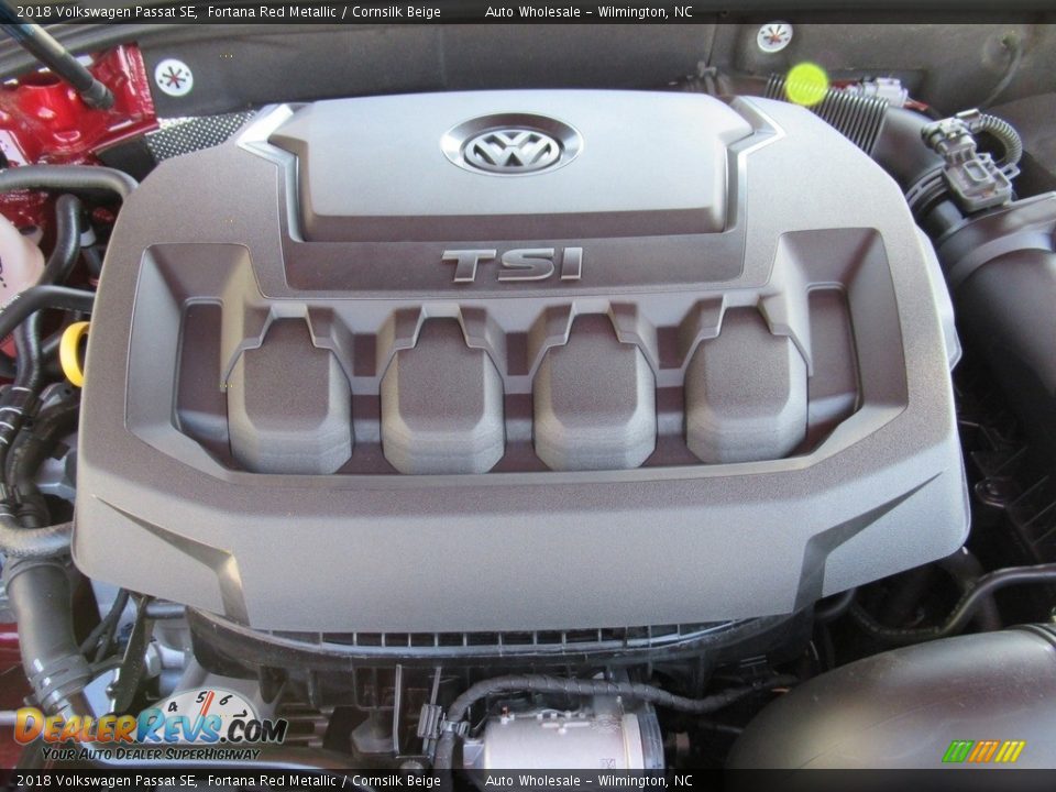 2018 Volkswagen Passat SE Fortana Red Metallic / Cornsilk Beige Photo #6