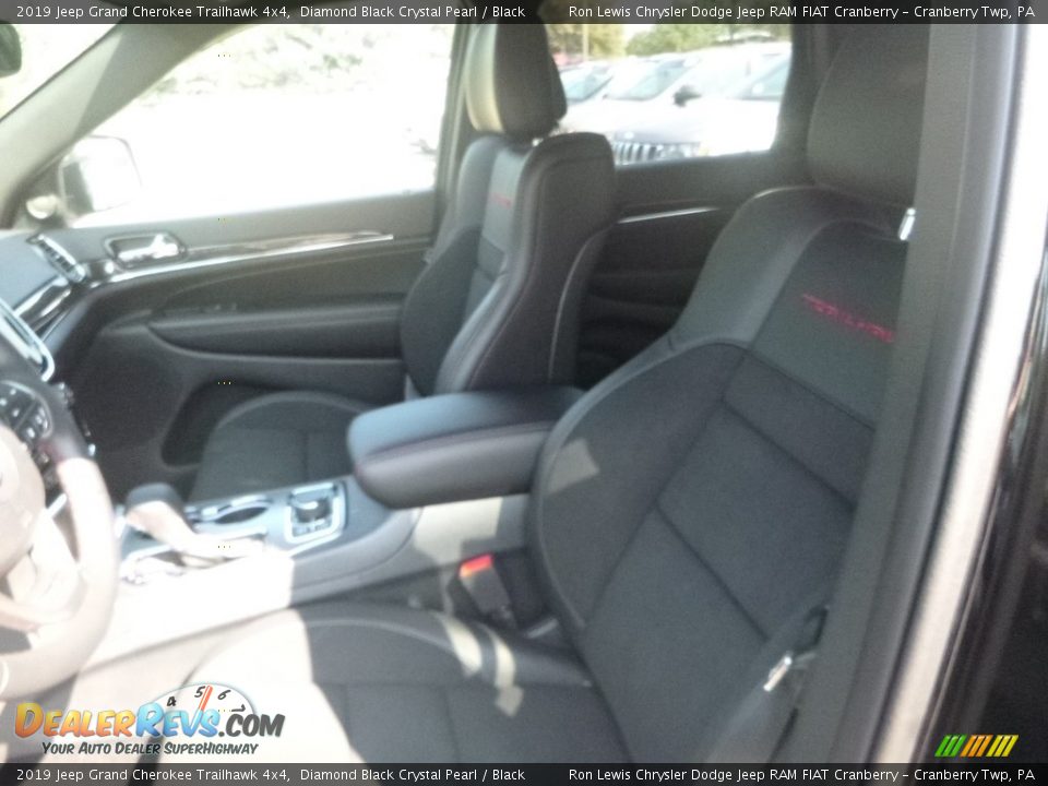 2019 Jeep Grand Cherokee Trailhawk 4x4 Diamond Black Crystal Pearl / Black Photo #12