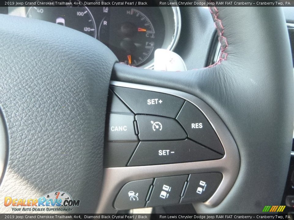 2019 Jeep Grand Cherokee Trailhawk 4x4 Steering Wheel Photo #18