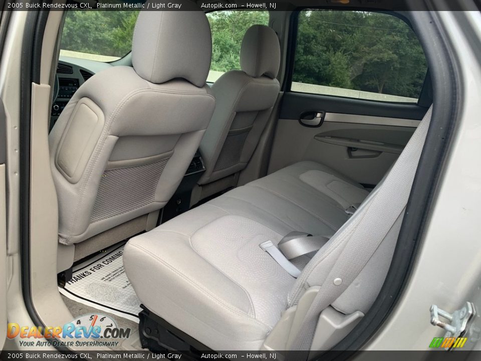 2005 Buick Rendezvous CXL Platinum Metallic / Light Gray Photo #11