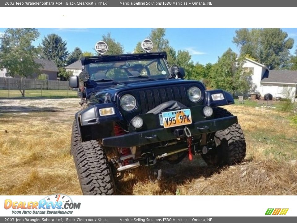 2003 Jeep Wrangler Sahara 4x4 Black Clearcoat / Khaki Photo #1