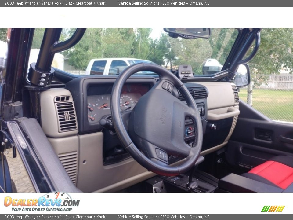 2003 Jeep Wrangler Sahara 4x4 Black Clearcoat / Khaki Photo #3