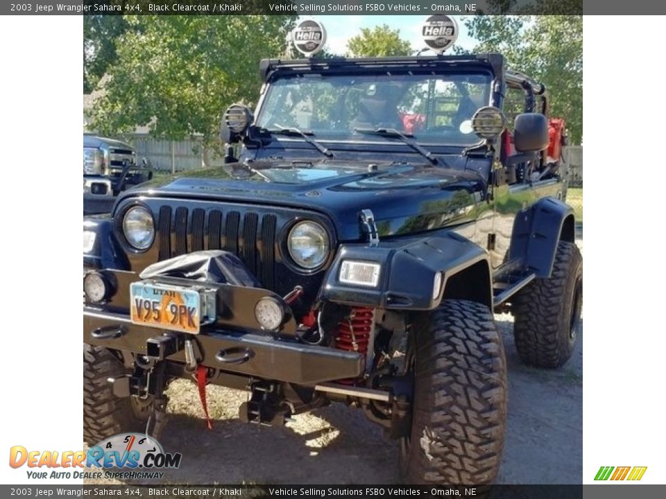 2003 Jeep Wrangler Sahara 4x4 Black Clearcoat / Khaki Photo #7