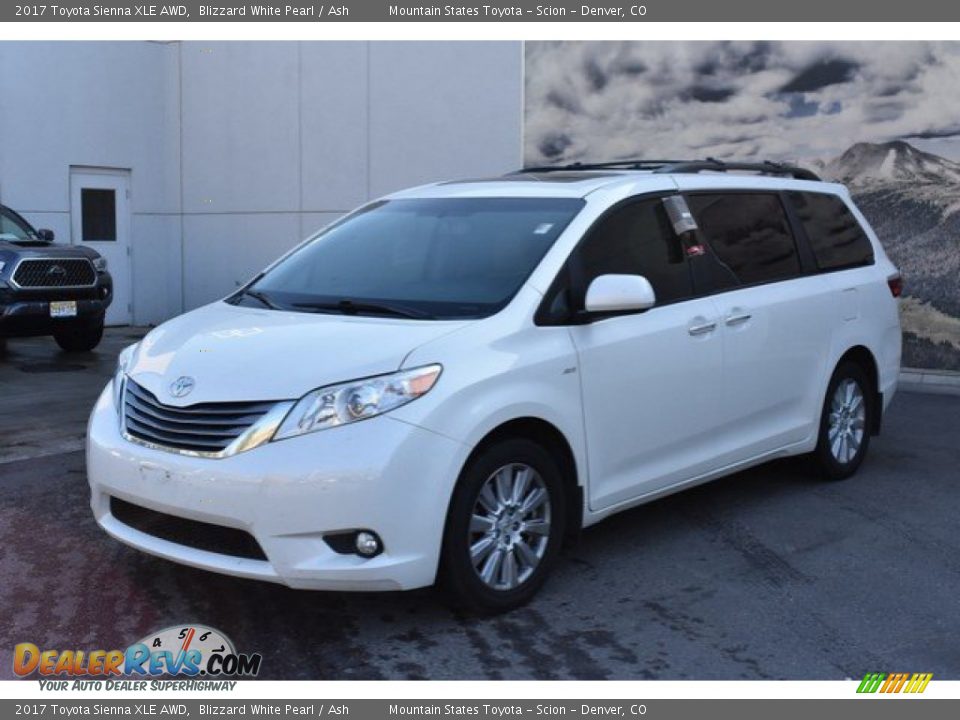 2017 Toyota Sienna XLE AWD Blizzard White Pearl / Ash Photo #2