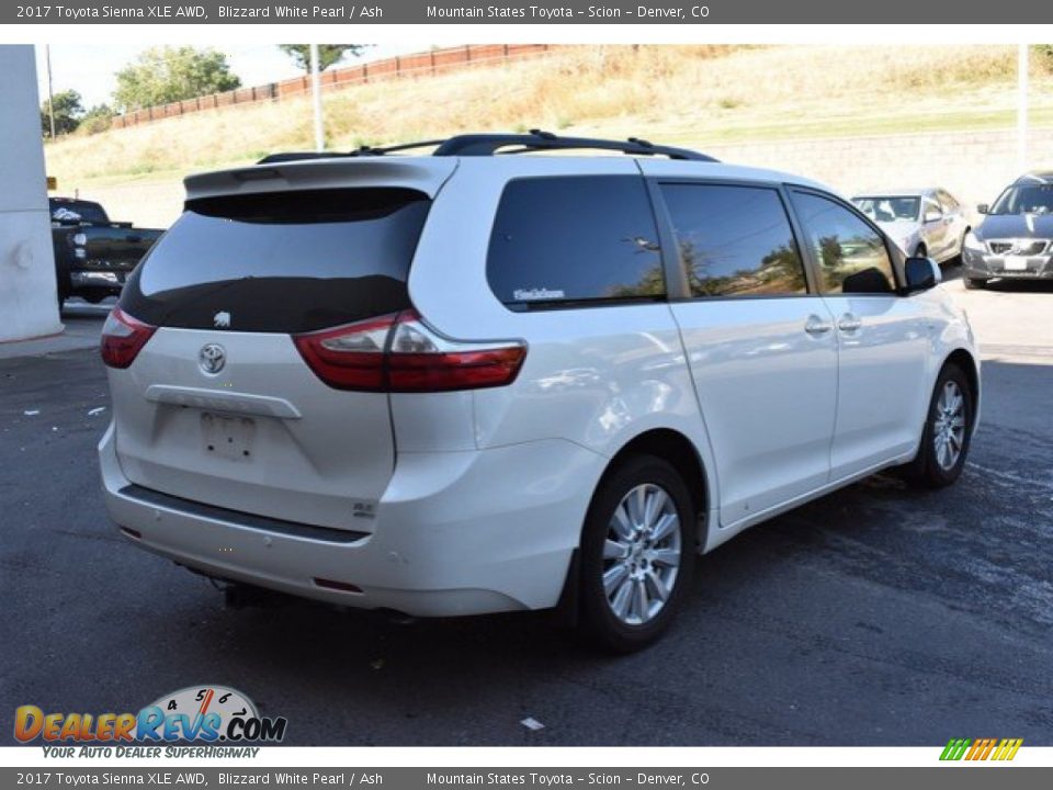 2017 Toyota Sienna XLE AWD Blizzard White Pearl / Ash Photo #6