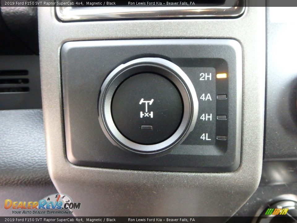 Controls of 2019 Ford F150 SVT Raptor SuperCab 4x4 Photo #18
