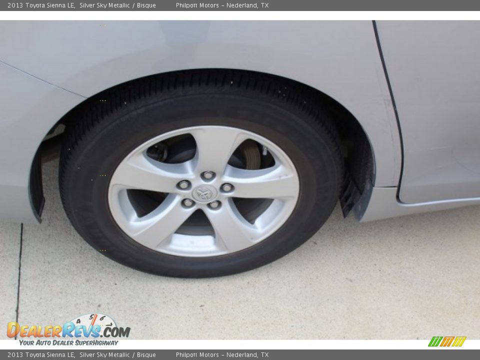 2013 Toyota Sienna LE Silver Sky Metallic / Bisque Photo #7