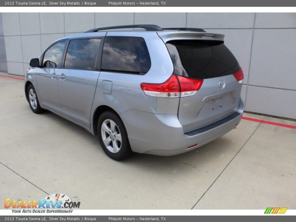 2013 Toyota Sienna LE Silver Sky Metallic / Bisque Photo #10