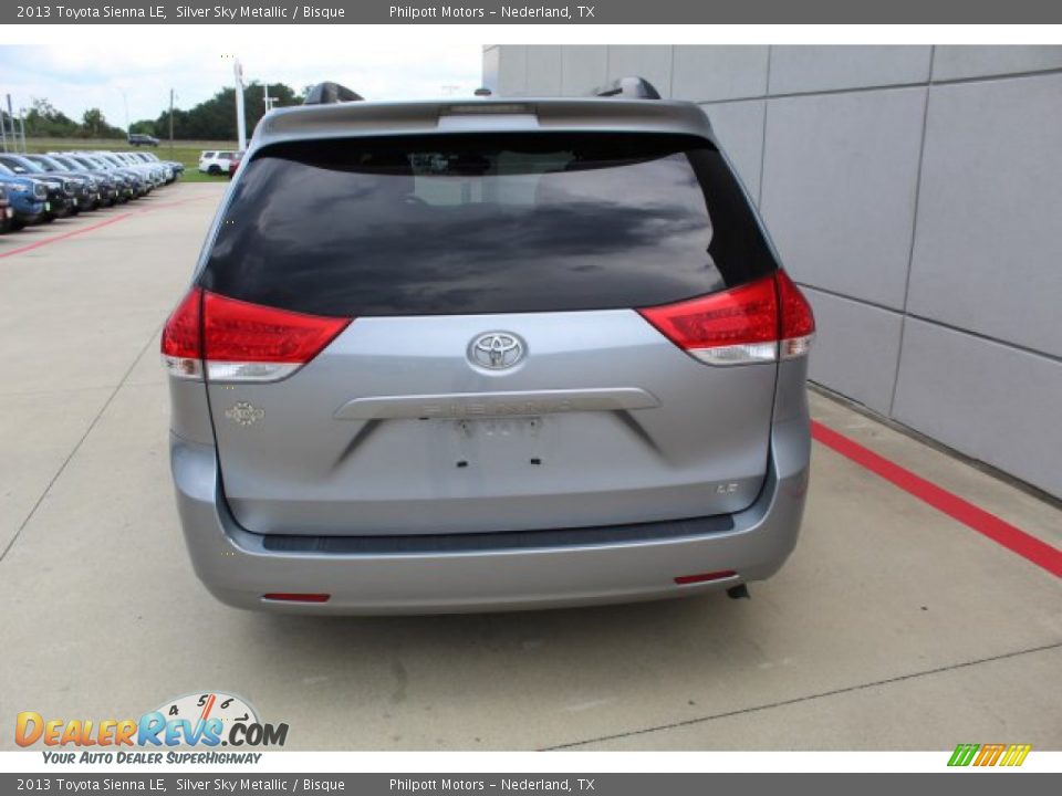 2013 Toyota Sienna LE Silver Sky Metallic / Bisque Photo #11