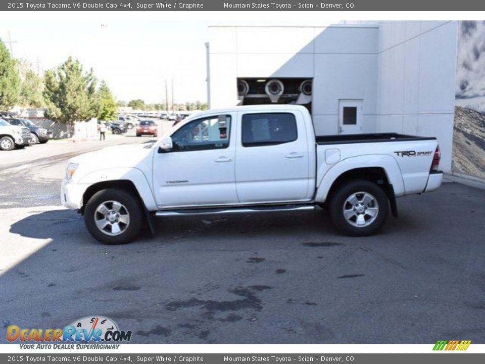2015 Toyota Tacoma V6 Double Cab 4x4 Super White / Graphite Photo #3