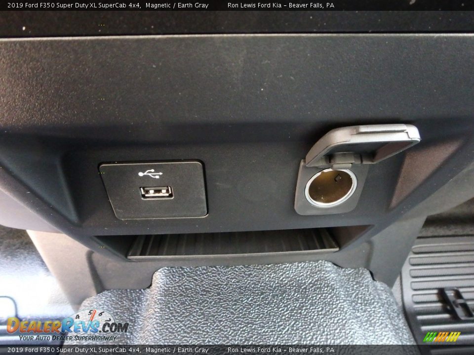 2019 Ford F350 Super Duty XL SuperCab 4x4 Magnetic / Earth Gray Photo #18