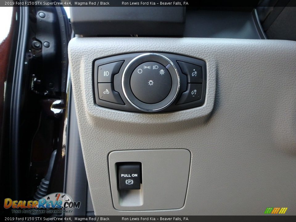 2019 Ford F150 STX SuperCrew 4x4 Magma Red / Black Photo #11