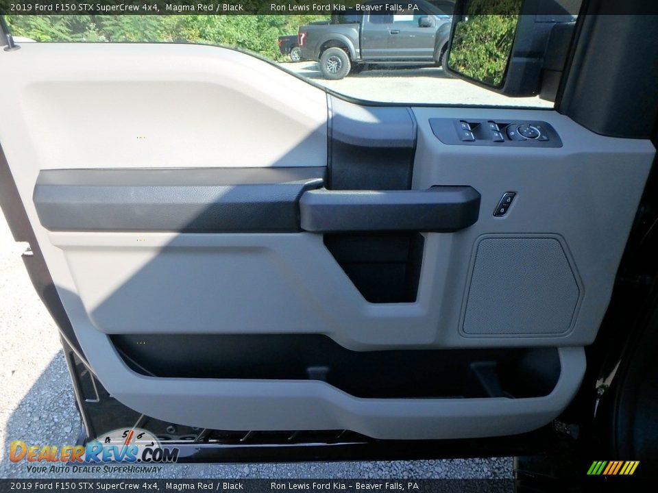 2019 Ford F150 STX SuperCrew 4x4 Magma Red / Black Photo #15